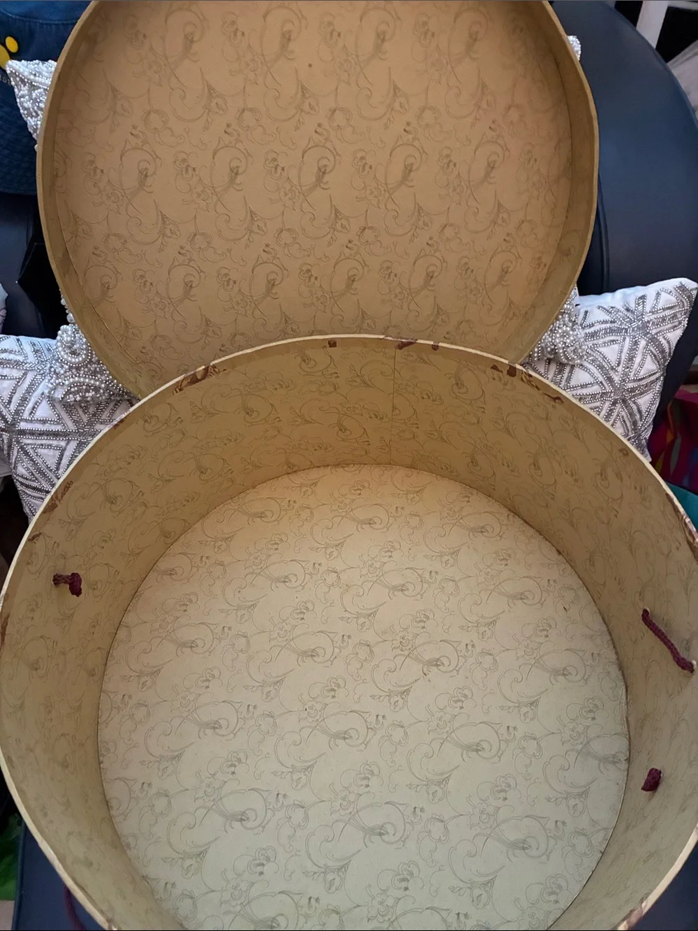 Decorative Cherub Storage Hat Boxes Set in Gold and Burgundy